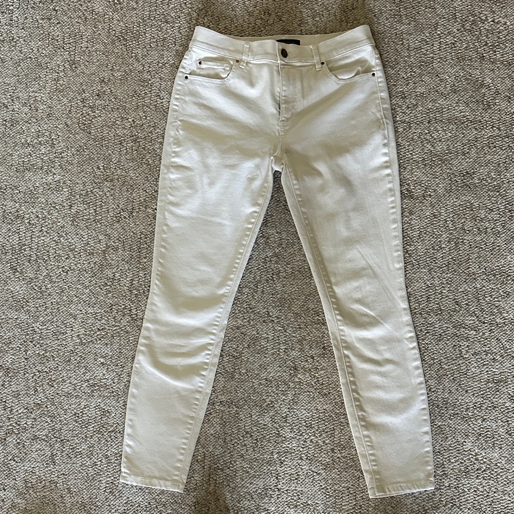 Ann Taylor Women's Slim Fit White Jeans Size 4